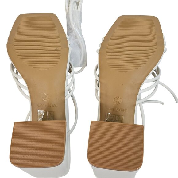 PrettyLittleThing 5/38 White Strappy Block Heel Preppy Summer Party Wedding Y2K - Picture 9 of 16